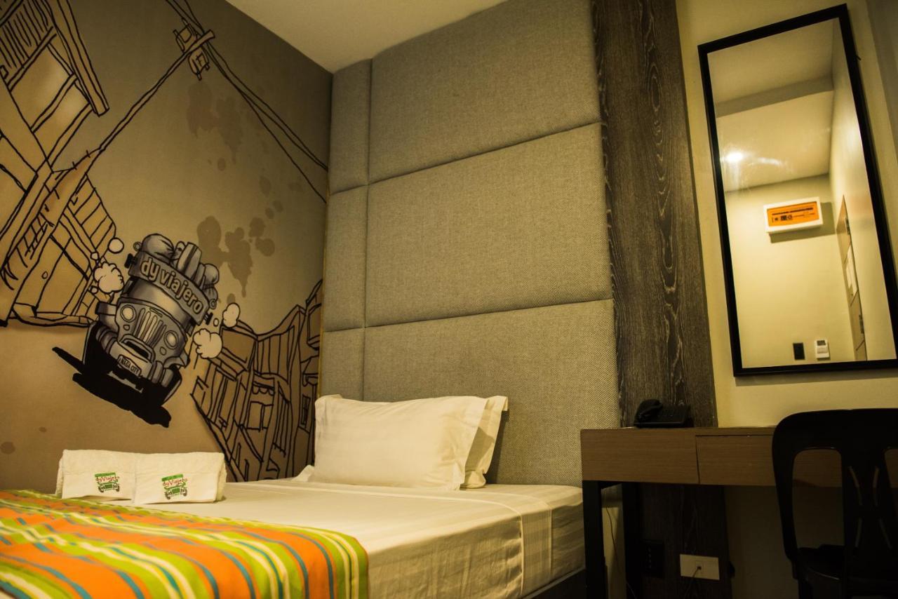 Dy Viajero Transient Hotel Naga  Exterior photo